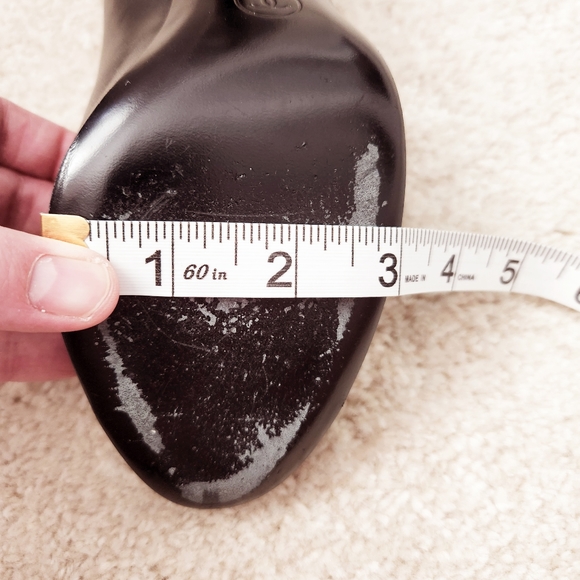 Sold 🌸 CHANEL leather pumps - Picture 12 of 12